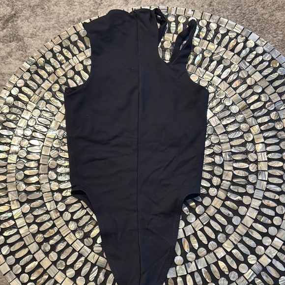 Nike Black Cutout Swimsuit - Picture 4 of 4